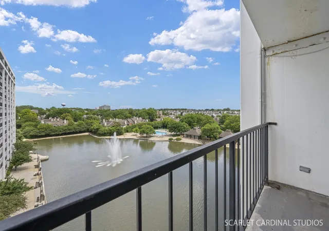 Photo 3 of Condo for sale at 2005 S Finley Rd #703, Lombard, IL 60148 | MLS# 12756437 | Listing updated on 2026-09-22