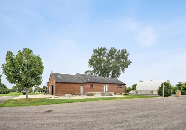 Photo 3 of Single family home for sale at 1451 Johnson Rd, Oswego, IL 60543 | MLS# 12756443 | Listing updated on 2026-09-21