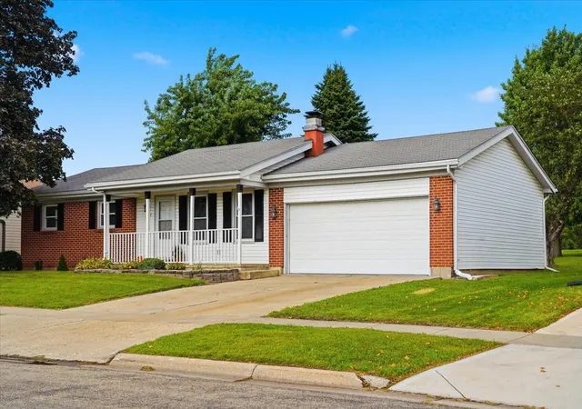 Photo 2 of Single family home for sale at 1267 Sunnymeade Dr, Rochelle, IL 61068 | MLS# 12756449 | Listing updated on 2026-09-12
