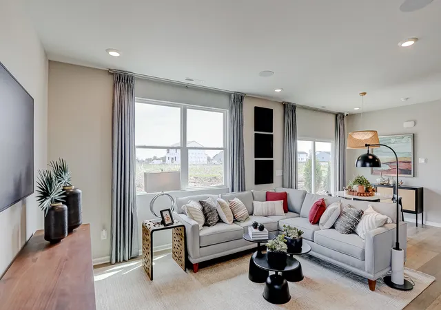 Photo 4 of Townhouse for sale at 12390 Langley Cir, Huntley, IL 60142 | MLS# 12756467 | Listing updated on 2026-09-29