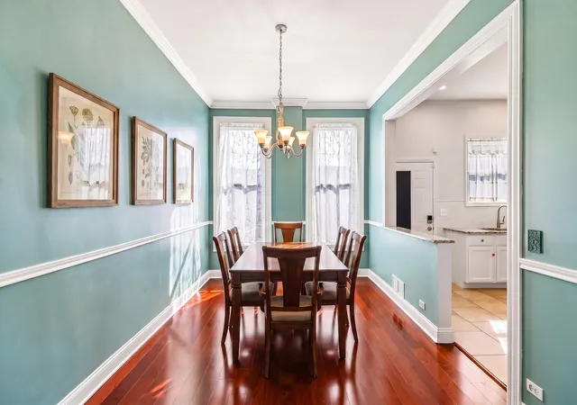 Photo 3 of Single family home for sale at 929 S Bell Ave, Chicago, IL 60612 | MLS# 12756472 | Listing updated on 2026-09-16