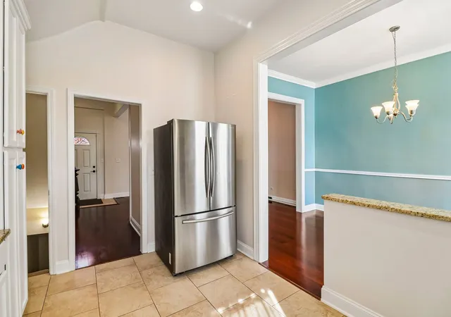 Photo 4 of Single family home for sale at 929 S Bell Ave, Chicago, IL 60612 | MLS# 12756472 | Listing updated on 2026-09-16
