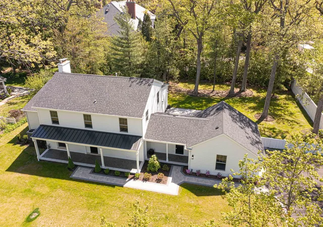 Photo 1 of Single family home for sale at 707 Brierhill Rd, Deerfield, IL 60015 | MLS# 12756481 | Listing updated on 2026-10-20