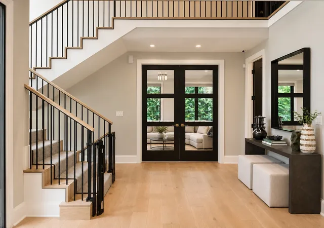 Photo 3 of Single family home for sale at 1008 Bob O Link Rd, Highland Park, IL 60035 | MLS# 12756483 | Listing updated on 2026-09-12