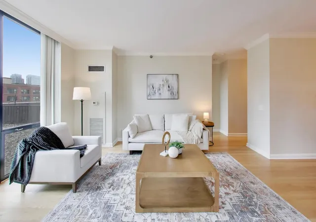 Photo 2 of Condo for sale at 435 W Erie St #701, Chicago, IL 60654 | MLS# 12756484 | Listing updated on 2026-09-16