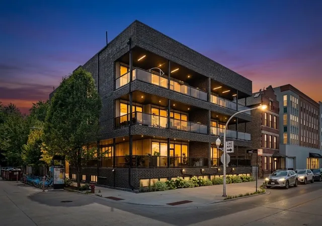 Photo 1 of Sale Pending at 2324 N Winchester Ave #102, Chicago, IL 60614 | MLS# 12756492 | Listing updated on 2026-10-06