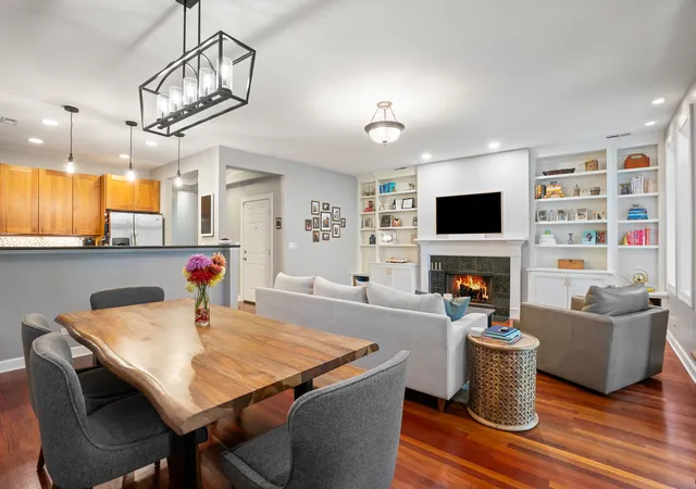 Photo 4 of Condo for sale at 1951 W Cortland St #2, Chicago, IL 60622 | MLS# 12756500 | Listing updated on 2026-09-24