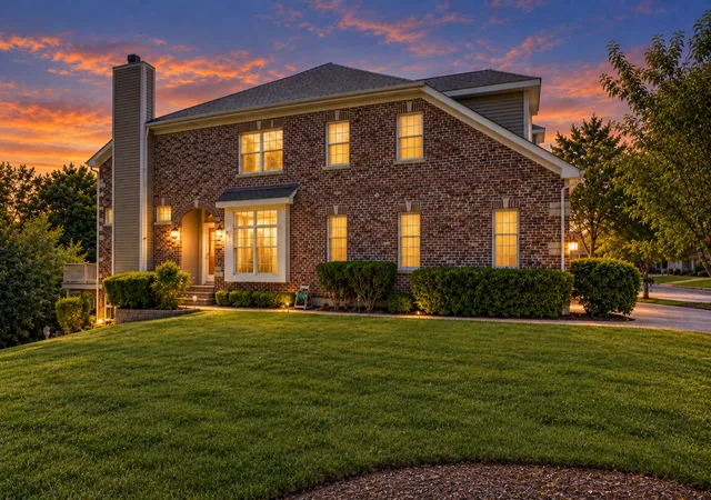 Photo 1 of Townhouse for sale at 1298 S Falcon Dr, Palatine, IL 60067 | MLS# 12756527 | Listing updated on 2026-09-23