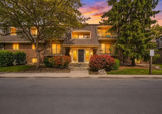 Condo for sale at 138 E Bailey Rd #M, Naperville, IL 60565 | MLS# 12756534
