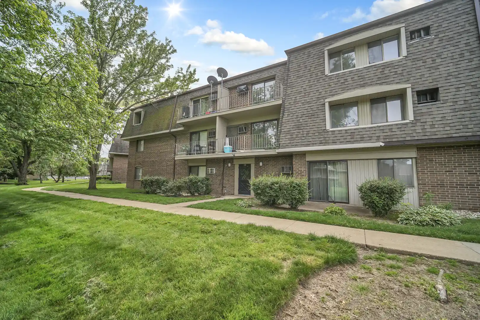 Listing Photo 22 - Condo for sale in 138 E Bailey Rd located at 138 E Bailey Rd, Naperville, IL 60565 - Unit 138 E Bailey Rd