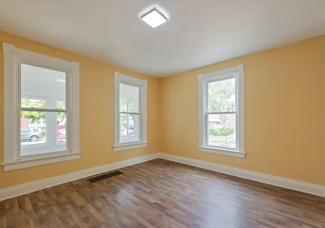 Photo 3 of Single family home for sale at 1912 Emerson St, Evanston, IL 60201 | MLS# 12756546 | Listing updated on 2026-09-19