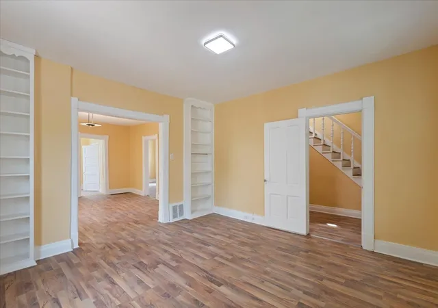 Photo 4 of Single family home for sale at 1912 Emerson St, Evanston, IL 60201 | MLS# 12756546 | Listing updated on 2026-09-19
