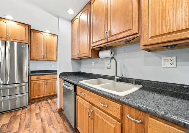 Photo 3 of Single family home for sale at 15550 Ridgeway Ave, Markham, IL 60428 | MLS# 12756547 | Listing updated on 2026-09-23