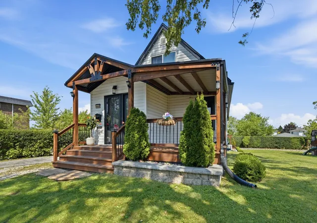 Photo 1 of Single family home for sale at 10801 Menard Ave, Chicago Ridge, IL 60415 | MLS# 12756549 | Listing updated on 2026-10-06