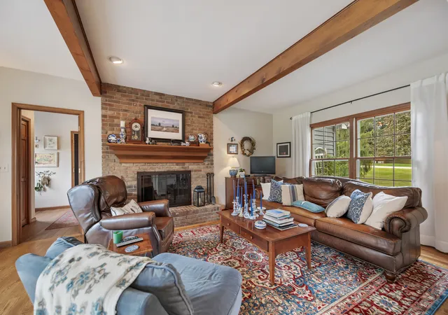 Photo 3 of Single family home for sale at 6214 N Wyndwood Dr, Crystal Lake, IL 60014 | MLS# 12756562 | Listing updated on 2026-10-01