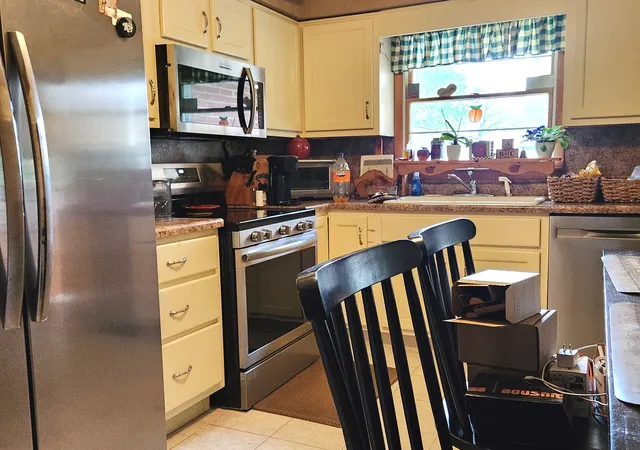 Photo 4 of Single family home for sale at 708 E 3rd Street, Karnak, IL 62956 | MLS# 12756569 | Listing updated on 2026-10-07