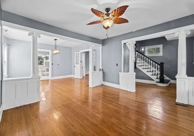 Photo 2 of Single family home for sale at 448 Grand Ave, Aurora, IL 60506 | MLS# 12756573 | Listing updated on 2026-09-24