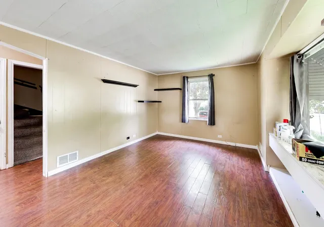 Photo 4 of Single family home for sale at 17558 Community St, Lansing, IL 60438 | MLS# 12756581 | Listing updated on 2026-09-28