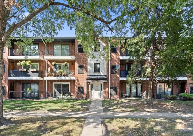 Photo 1 of Condo for sale at 7036 98th Street #2B, Chicago Ridge, IL 60415 | MLS# 12756586 | Listing updated on 2026-09-14