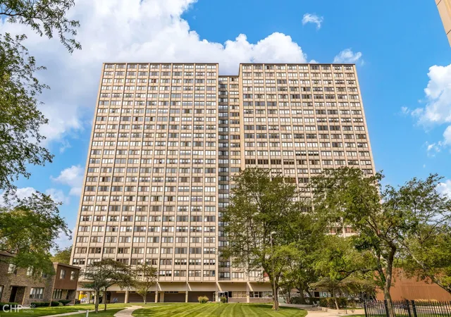 Photo 1 of Condo for sale at 4850 S Lake Park Ave #308B, Chicago, IL 60615 | MLS# 12756600 | Listing updated on 2026-09-16