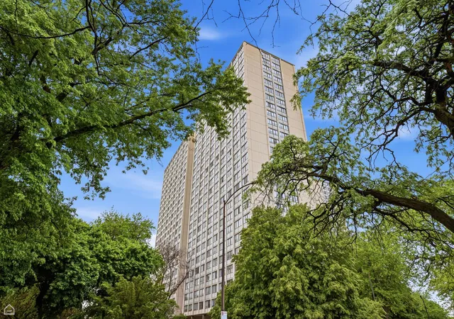 Photo 2 of Condo for sale at 4850 S Lake Park Ave #308B, Chicago, IL 60615 | MLS# 12756600 | Listing updated on 2026-09-16