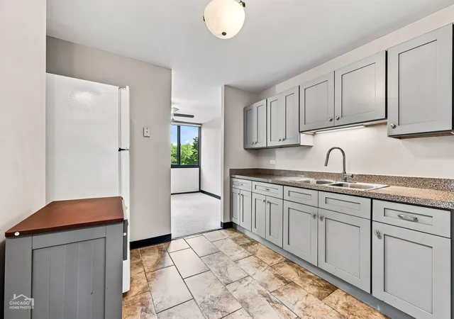 Photo 3 of Condo for sale at 4850 S Lake Park Ave #308B, Chicago, IL 60615 | MLS# 12756600 | Listing updated on 2026-09-16