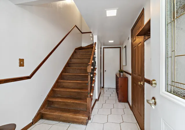 Photo 2 of Townhouse for sale at 1961 Governors Ln, Hoffman Estates, IL 60169 | MLS# 12756624 | Listing updated on 2026-09-17