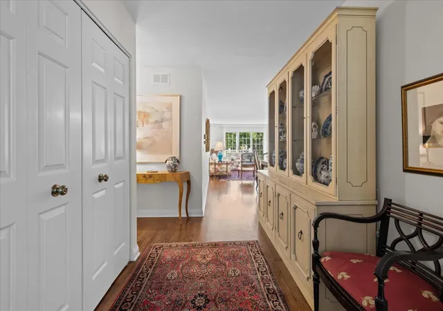 Photo 2 of Single family home for sale at 12 The Ct Of Lagoon View, Northbrook, IL 60062 | MLS# 12756627 | Listing updated on 2026-10-07