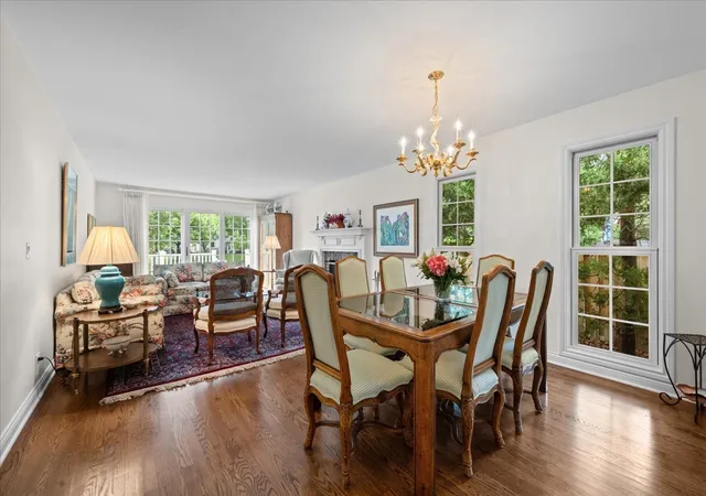 Photo 3 of Single family home for sale at 12 The Ct Of Lagoon View, Northbrook, IL 60062 | MLS# 12756627 | Listing updated on 2026-10-07