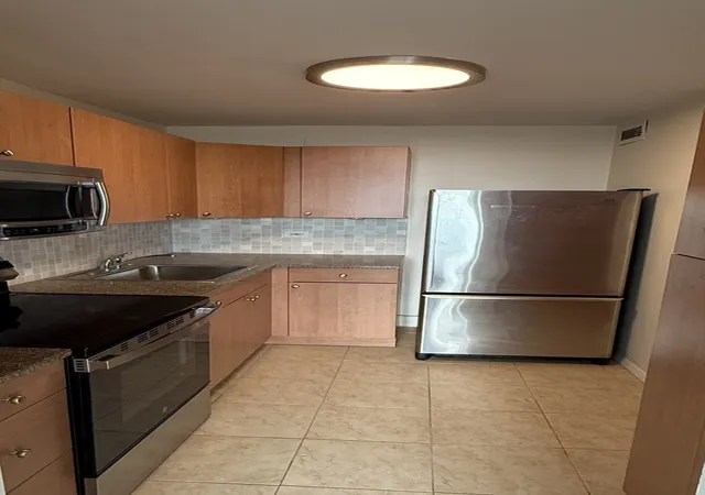 Photo 4 of Condo for sale at 1850 N Clark St #810, Chicago, IL 60614 | MLS# 12756637 | Listing updated on 2026-09-28