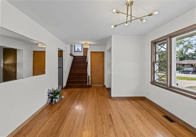 Photo 3 of Single family home for sale at 19 7th Street, Downers Grove, IL 60515 | MLS# 12756653 | Listing updated on 2026-09-16