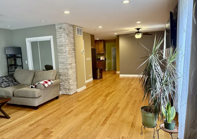 Photo 4 of Single family home for sale at 3337 N Orange Ave, Chicago, IL 60634 | MLS# 12756663 | Listing updated on 2026-09-16