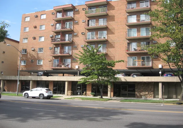 Photo 3 of Townhouse for sale at 7830 W North Ave #705, Elmwood Park, IL 60707 | MLS# 12756679 | Listing updated on 2026-09-19