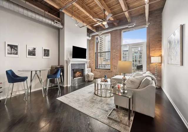 Photo 3 of Condo for sale at 616 W Fulton St #513, Chicago, IL 60661 | MLS# 12756685 | Listing updated on 2026-09-22