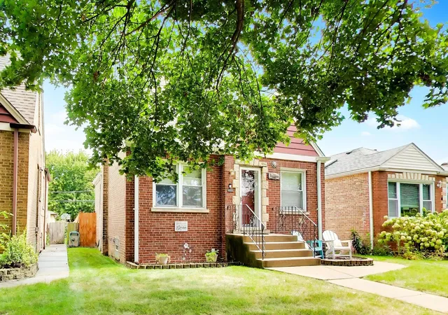 Photo 2 of Single family home for sale at 11449 S Fairfield Ave, Chicago, IL 60655 | MLS# 12756688 | Listing updated on 2026-09-22