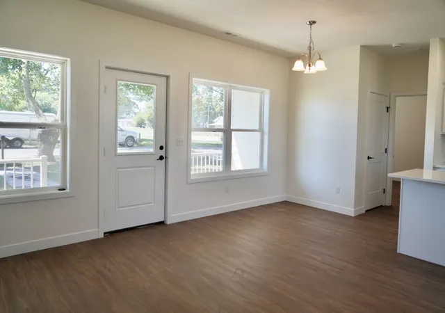 Photo 3 of Single family home for sale at 304 Elm St, Mclean, IL 61754 | MLS# 12756694 | Listing updated on 2026-09-13