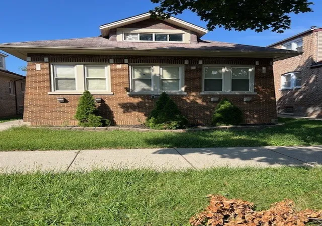 Photo 1 of Single family home for sale at 8612 S Union Ave, Chicago, IL 60620 | MLS# 12756696 | Listing updated on 2026-09-17