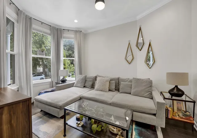 Photo 4 of Single family home for sale at 3749 W Palmer St, Chicago, IL 60647 | MLS# 12756710 | Listing updated on 2026-09-13