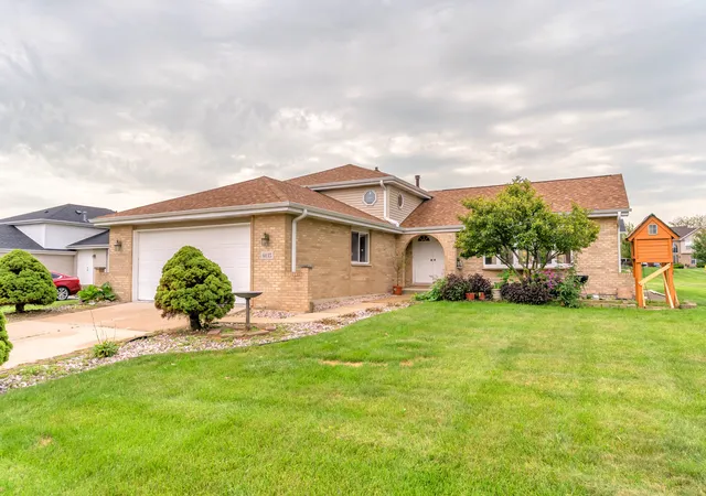Photo 1 of Single family home for sale at 6035 Kathryn Ln, Matteson, IL 60443 | MLS# 12756721 | Listing updated on 2026-09-17