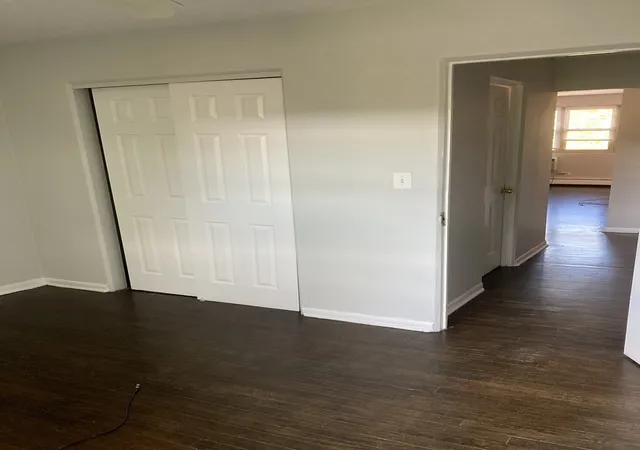 Photo 4 of Condo for sale at 2420 W Berwyn Ave #304, Chicago, IL 60625 | MLS# 12756734 | Listing updated on 2026-09-14