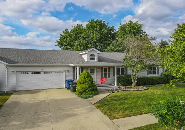 Photo 1 of Multi family home for sale at 405 Sorin Cir, Manteno, IL 60950 | MLS# 12756742 | Listing updated on 2026-09-15