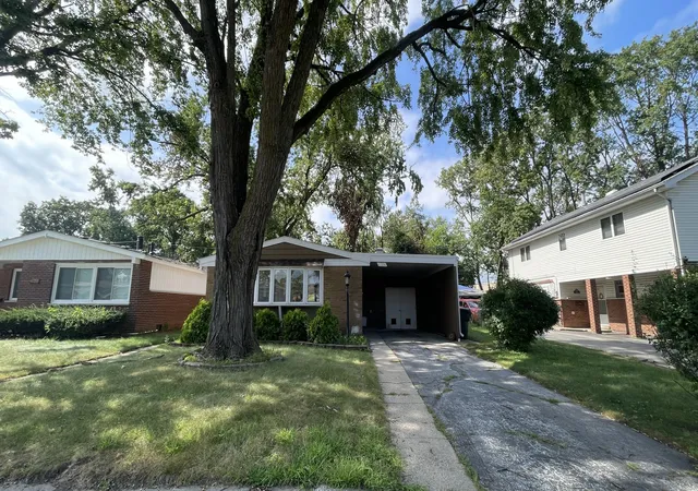 Photo 1 of Single family home for sale at 17210 Hawthorne Dr, East Hazel Crest, IL 60429 | MLS# 12756747 | Listing updated on 2026-10-27