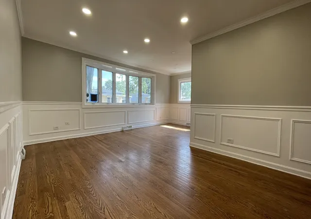 Photo 2 of Single family home for sale at 17210 Hawthorne Dr, East Hazel Crest, IL 60429 | MLS# 12756747 | Listing updated on 2026-10-27