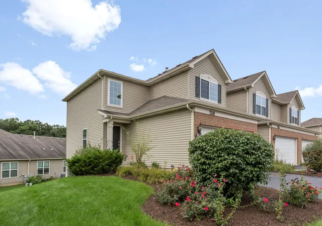 Photo 2 of Townhouse for sale at 7118 Hidden Green Cir, Fox Lake, IL 60020 | MLS# 12756761 | Listing updated on 2026-10-07