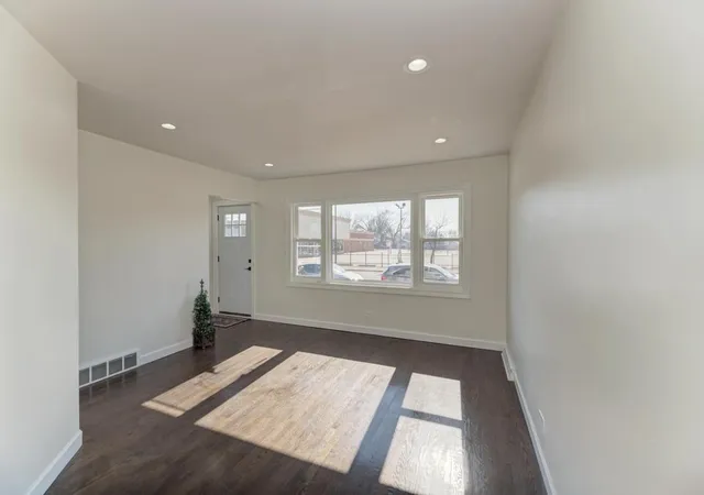 Photo 3 of Single family home for sale at 6218 W Foster Ave, Chicago, IL 60630 | MLS# 12756771 | Listing updated on 2026-09-22