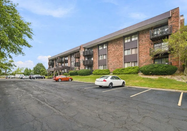 Photo 31 of Condo for sale at 1503 Woodbridge Rd #2G, Joliet, IL 60436 | MLS# 12756790 | Listing updated on 2026-09-13
