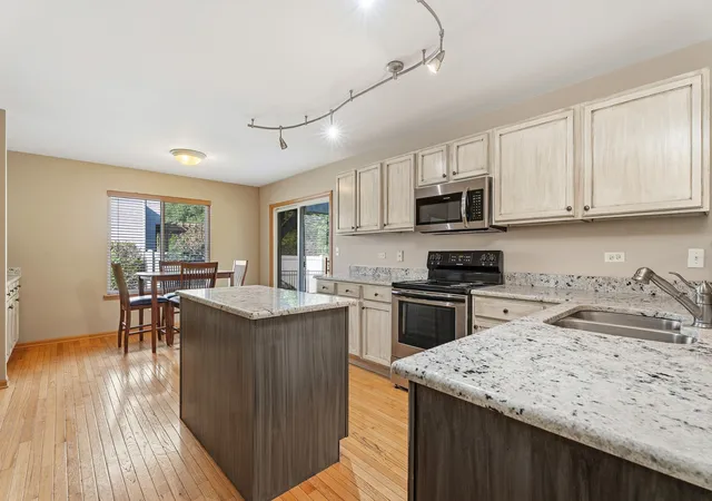 Photo 2 of Single family home for sale at 16427 S Canterbury Way, Lockport, IL 60441 | MLS# 12756796 | Listing updated on 2026-09-23