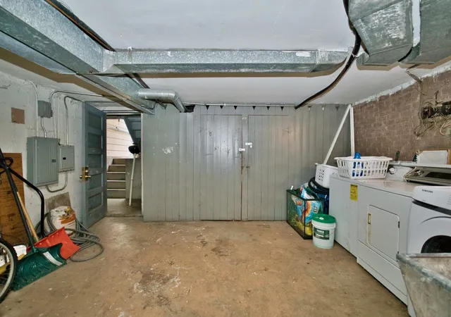 Photo 24 of Condo for sale at 2643 W Farragut Ave #1W, Chicago, IL 60625 | MLS# 12756802 | Listing updated on 2026-09-14