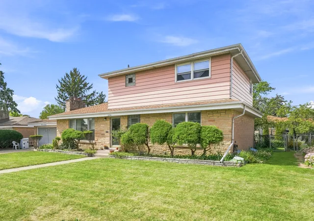 Photo 1 of Single family home for sale at 2700 Sarah St, Franklin Park, IL 60131 | MLS# 12756806 | Listing updated on 2026-09-17