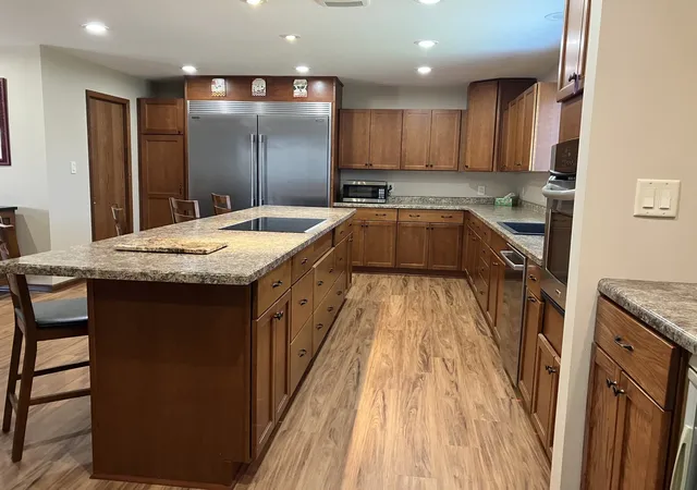 Photo 3 of Single family home for sale at 12268 Saraville Rd, Marion, IL 62959 | MLS# 12756820 | Listing updated on 2026-10-21